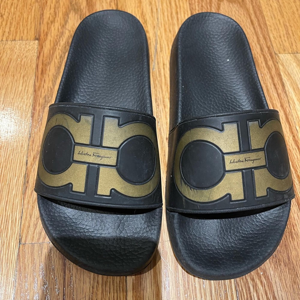Ferragamo Women’s slides